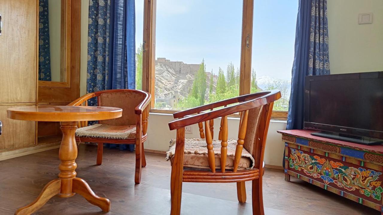 Niri-La Guest House 列城 外观 照片
