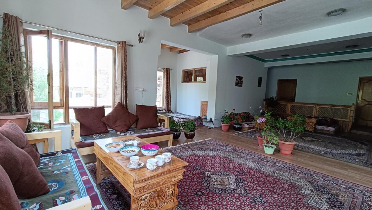 Niri-La Guest House 列城 外观 照片